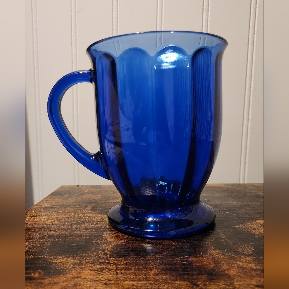 Anchor Hocking Cafe Cobalt Blue 14oz Pedestal Glass Mug Footed USA MCM Retro VTG